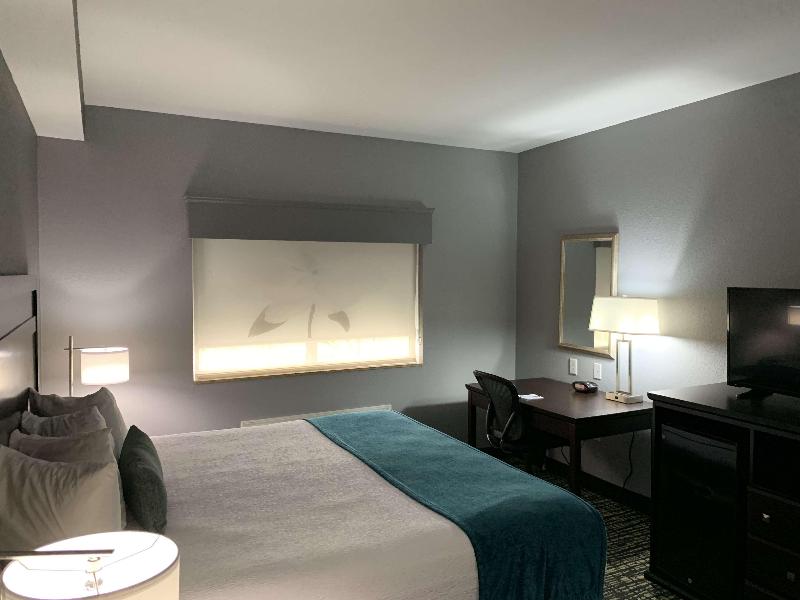 Best Western Plus Olive Branch Hotel & Suites image