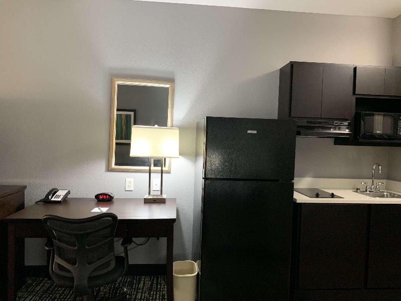 Best Western Plus Olive Branch Hotel & Suites image