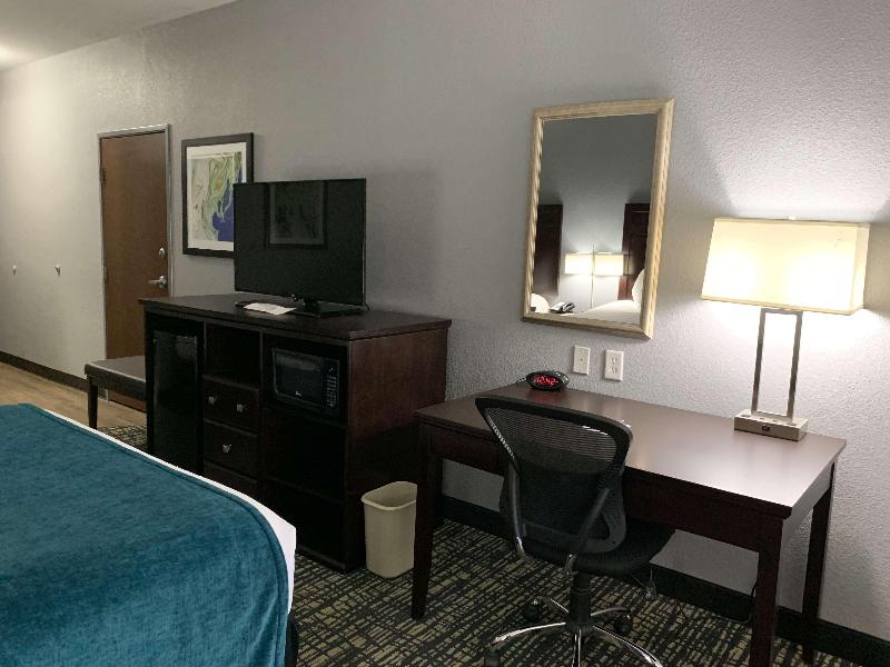 Best Western Plus Olive Branch Hotel & Suites image