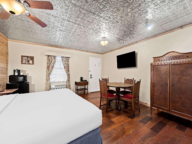Best Western Route 66 Rail Haven image