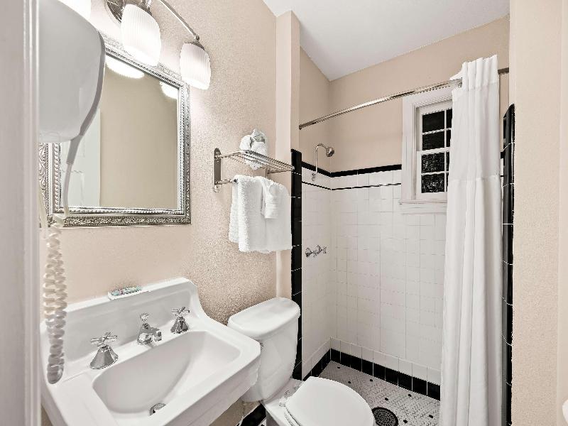 Best Western Route 66 Rail Haven image