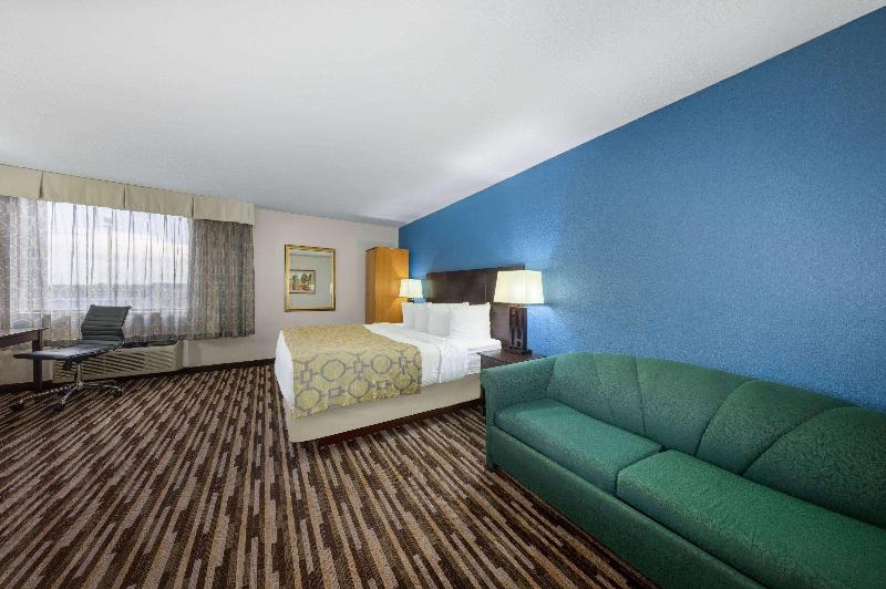 Baymont By Wyndham Springfield South Hwy 65 image