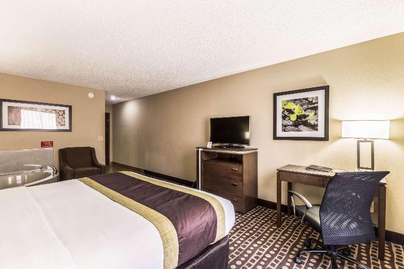 Quality Inn image