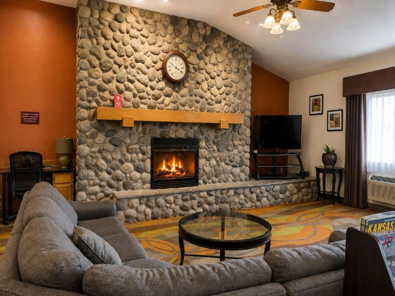 Ramada by Wyndham Platte City KCI Airport