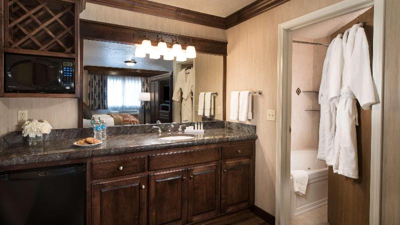 Best Western Plus Flathead Lake Inn and Suites image