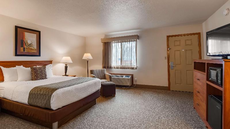 Best Western West Hills Inn image