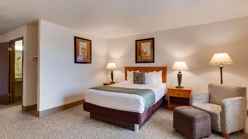 Best Western West Hills Inn image