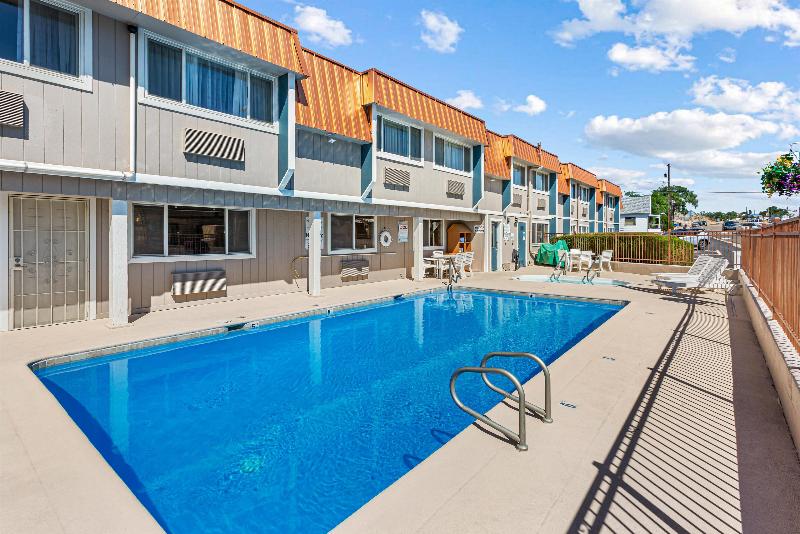 Best Western Hi-Desert Inn image