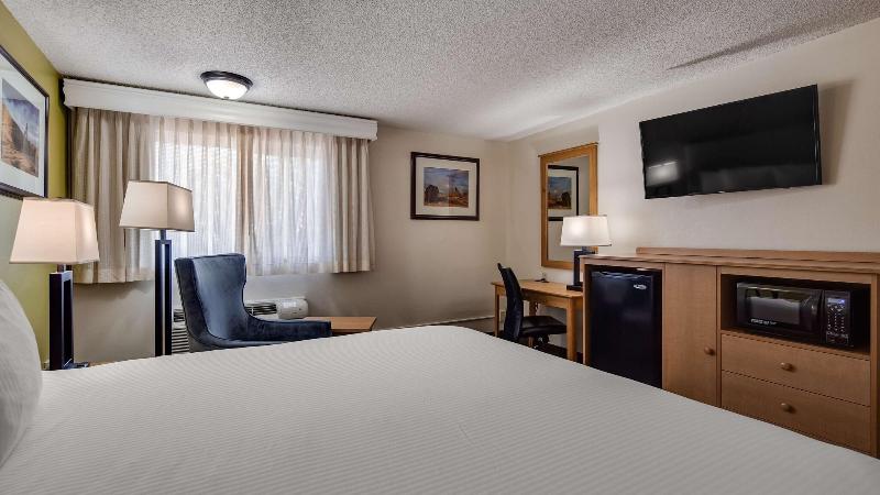 Best Western Hi-Desert Inn image