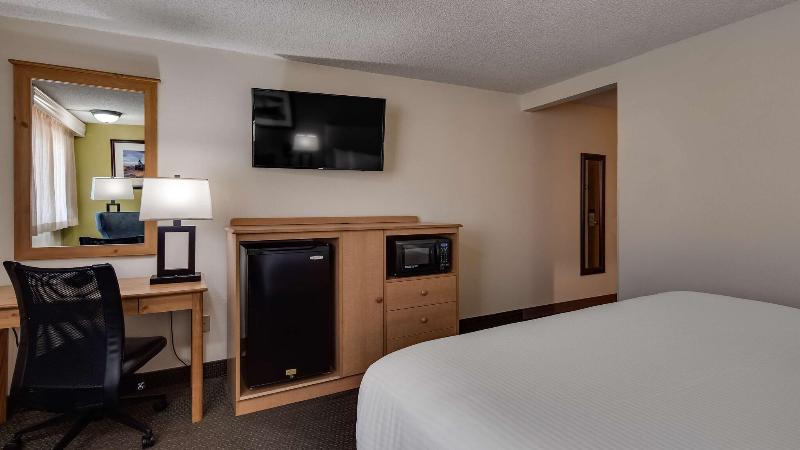 Best Western Hi-Desert Inn image