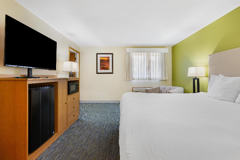 Best Western Hi-Desert Inn image