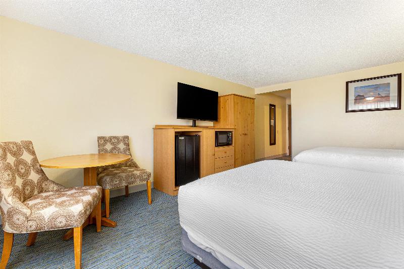 Best Western Hi-Desert Inn image