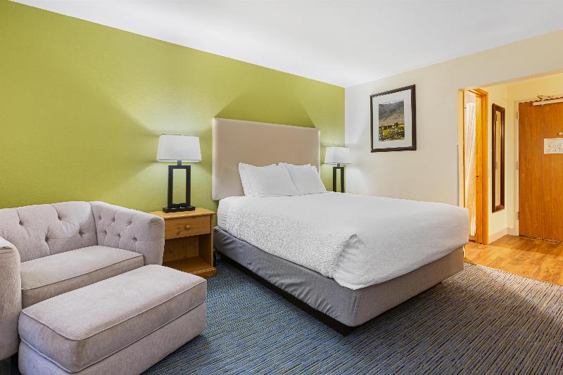 Best Western Hi-Desert Inn image