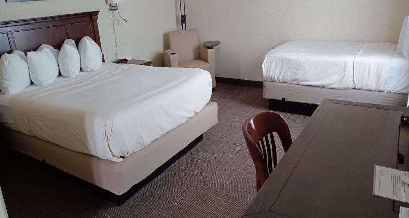 Surestay By Best Western Eureka image 4