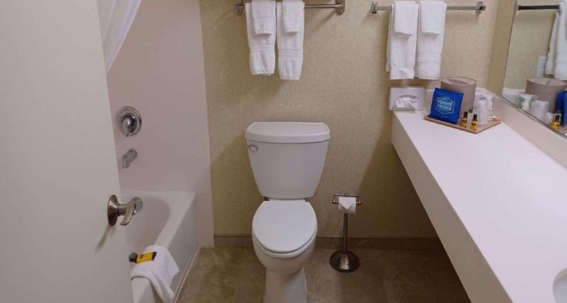 Surestay By Best Western Eureka image