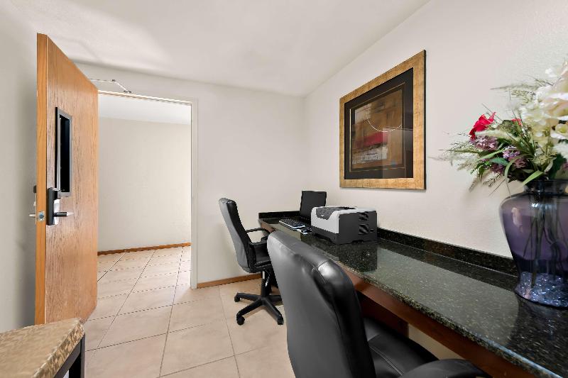 Best Western Topaz Lake Inn image