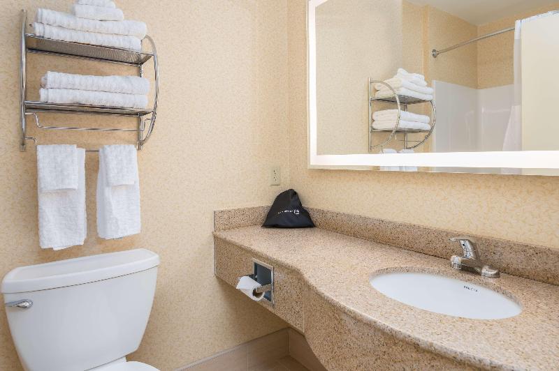 Best Western Plus Keene Hotel image