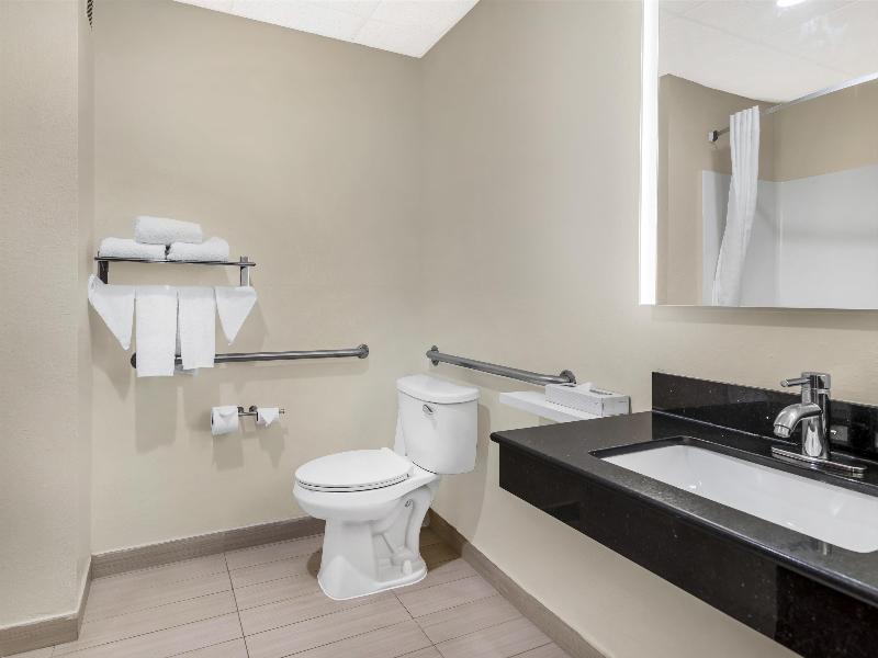Best Western Concord Inn & Suites image