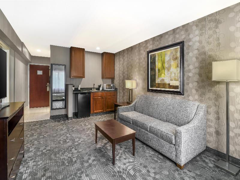 Best Western Concord Inn & Suites image