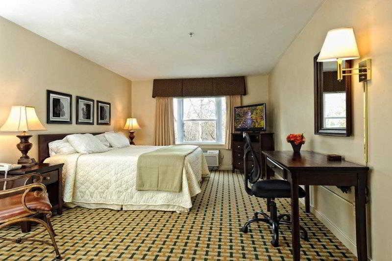 Silver Fox Inn image