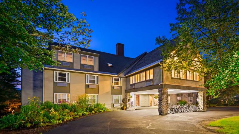 Silver Fox Inn image