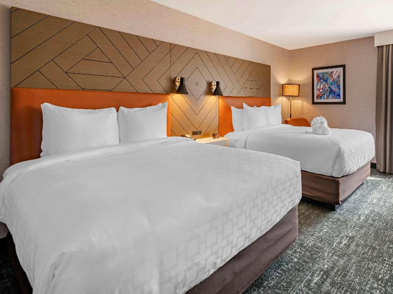 Clarion Inn image