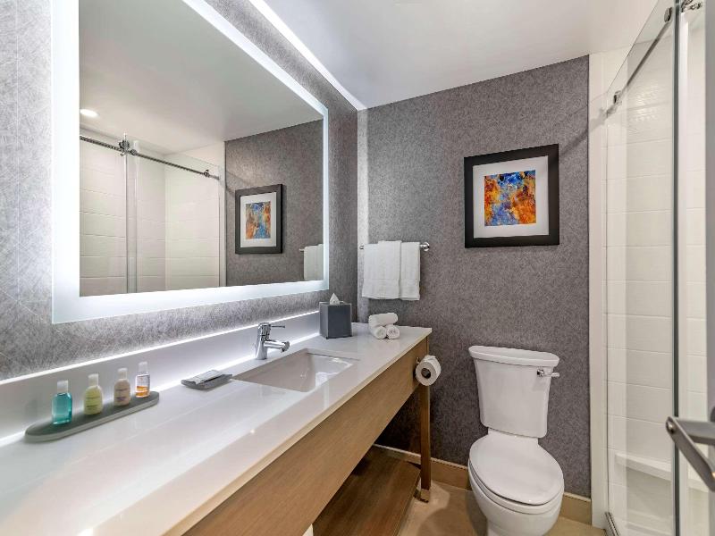 Clarion Inn image