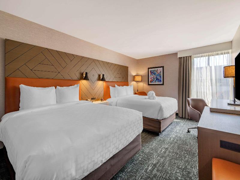 Clarion Inn image