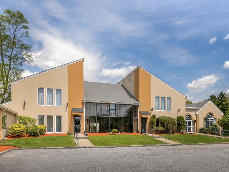 Best Western Plus The Inn at Hampton image