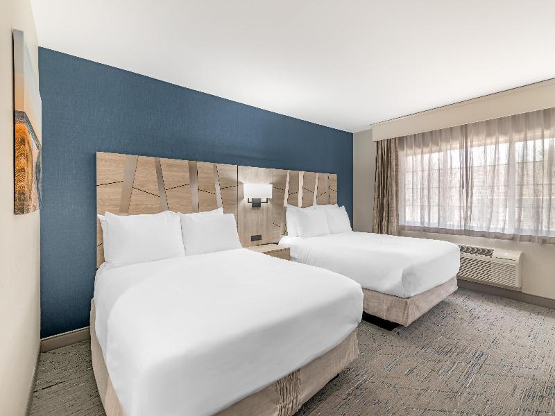 Best Western Plus The Inn at Hampton image