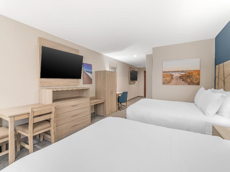 Best Western Plus The Inn at Hampton image