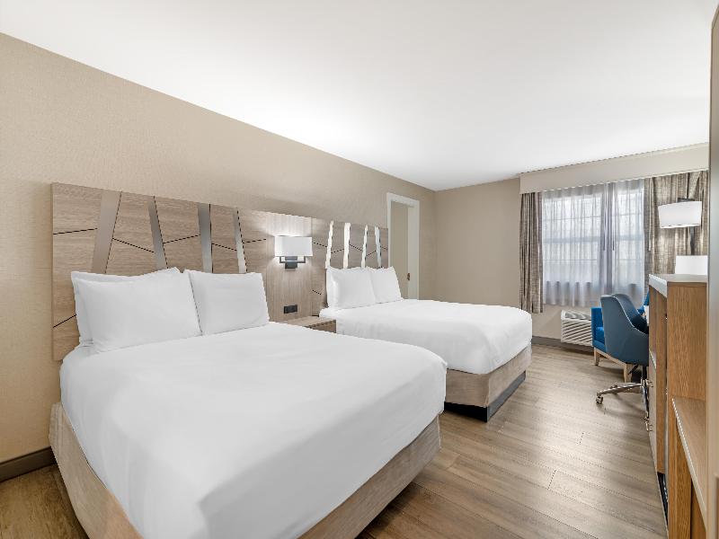 Best Western Plus The Inn at Hampton image