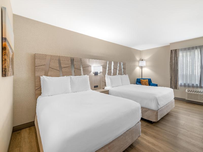Best Western Plus The Inn at Hampton image