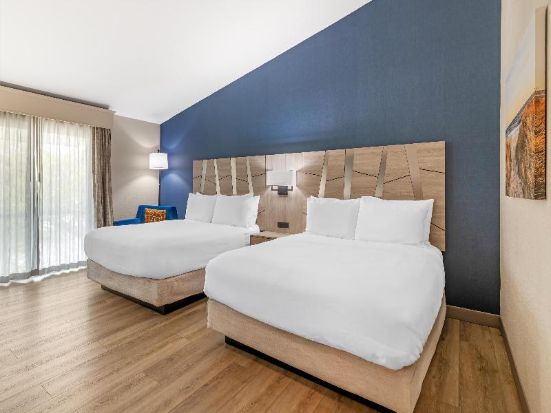 Best Western Plus The Inn at Hampton image