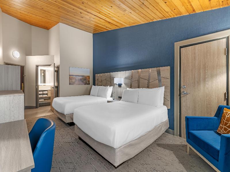 Best Western Plus The Inn at Hampton image