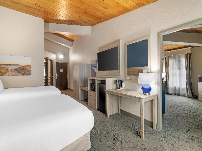 Best Western Plus The Inn at Hampton image