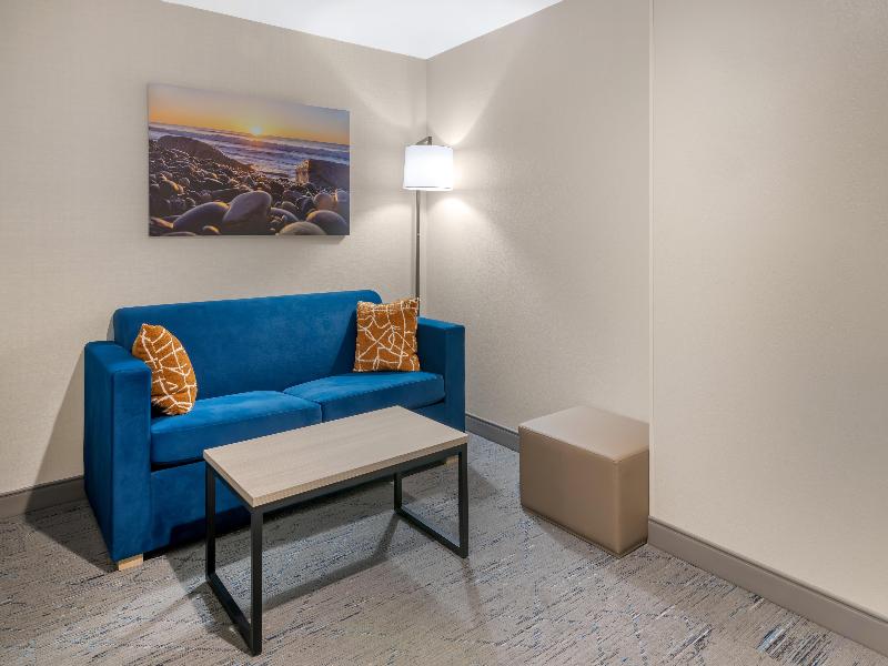 Best Western Plus The Inn at Hampton image