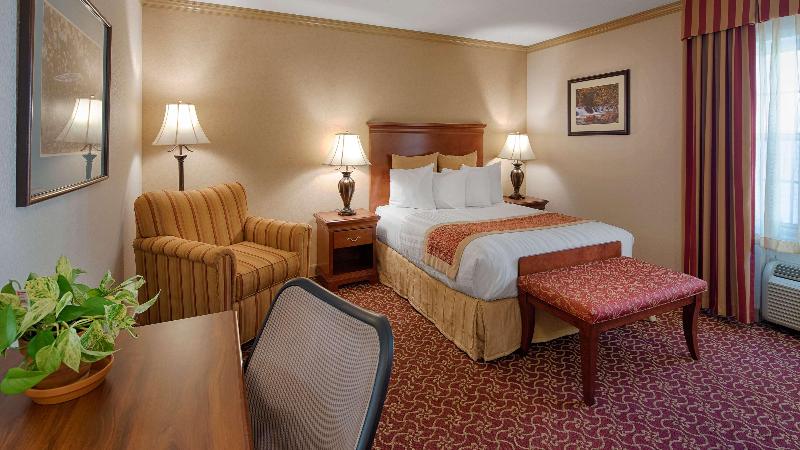 Best Western Plus Morristown Inn image