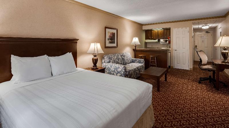 Best Western Plus Morristown Inn image