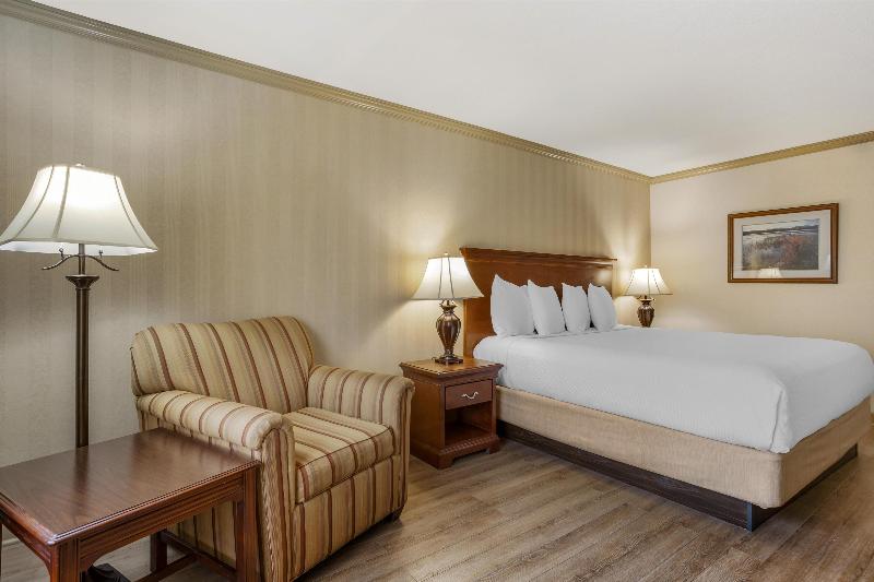 Best Western Plus Morristown Inn image