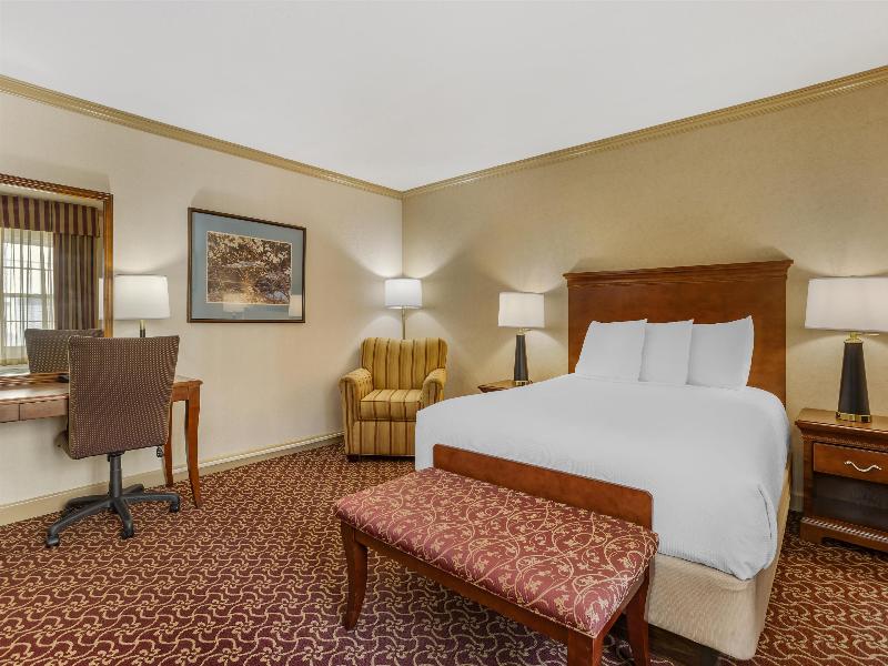 Best Western Plus Morristown Inn image