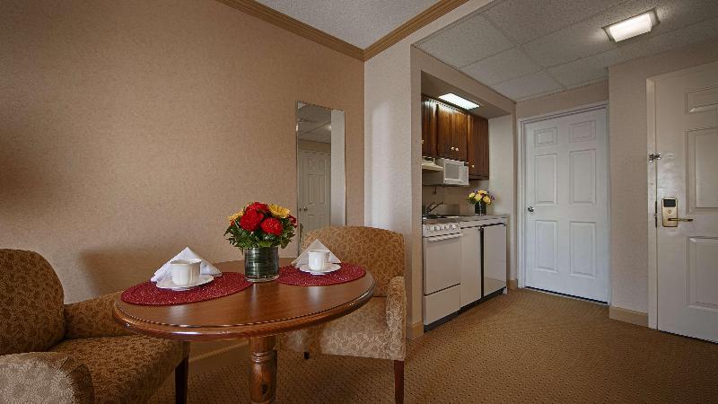 Best Western Plus Morristown Inn image