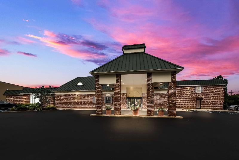 Best Western Philadelphia South - West Deptford In image