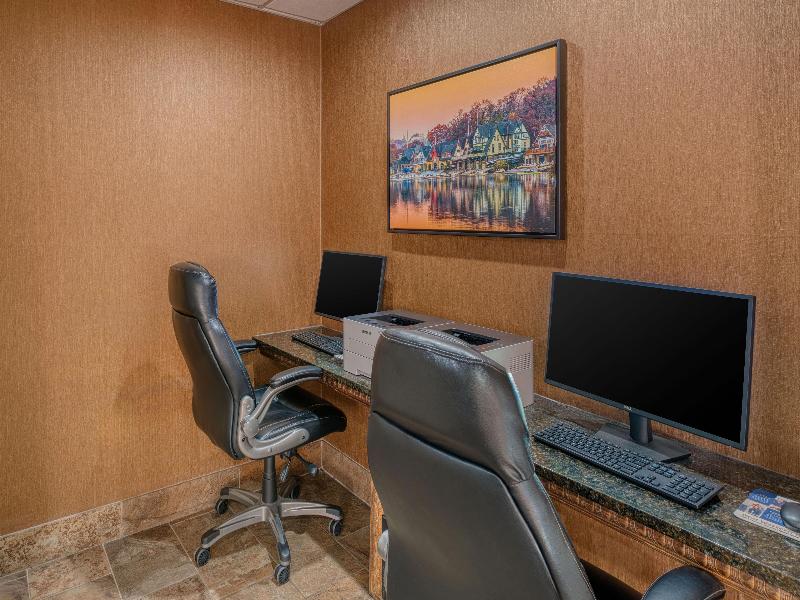 Best Western Philadelphia South - West Deptford In image