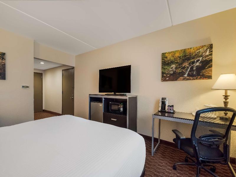 Best Western Philadelphia South - West Deptford In image
