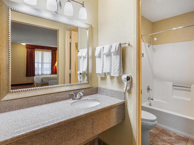 Best Western Pine Springs Inn image