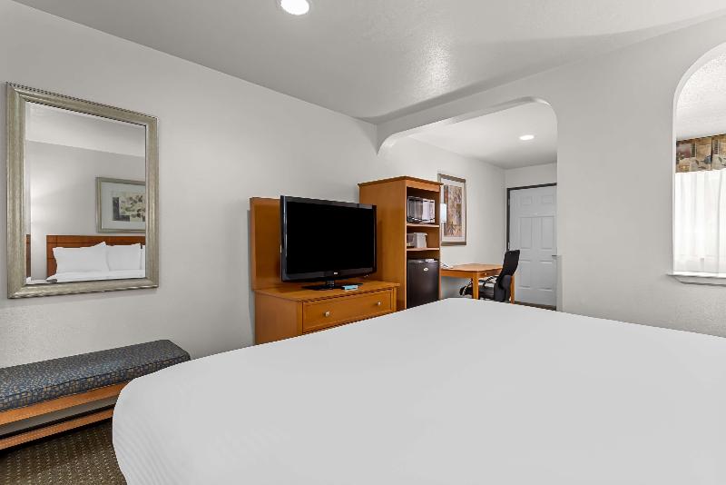 Best Western Socorro Hotel & Suites image
