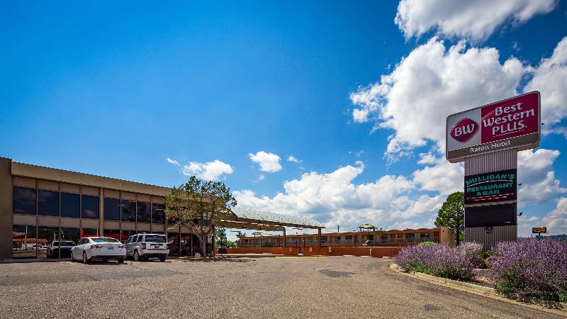 Best Western Plus Raton Hotel image