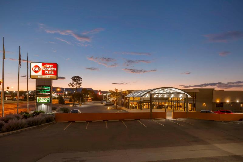 Best Western Plus Raton Hotel image