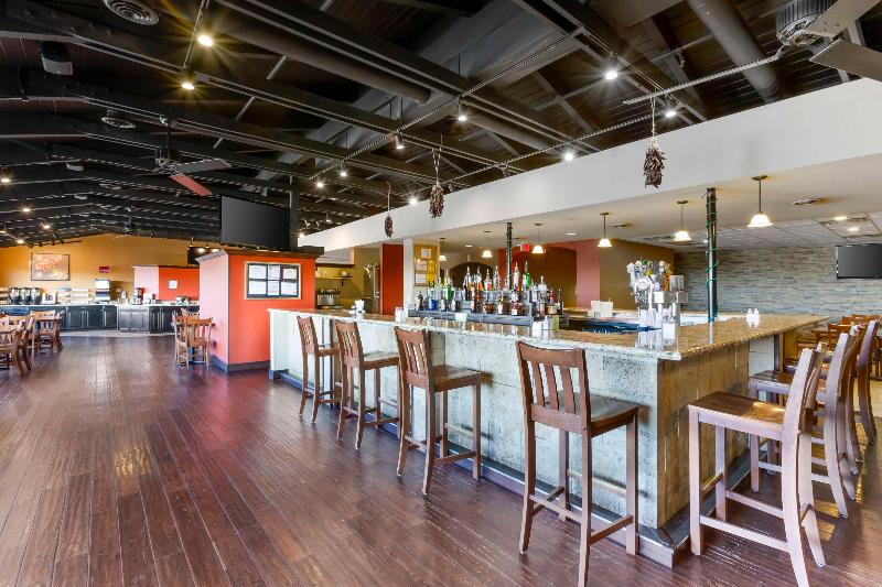 Best Western Plus Raton Hotel image